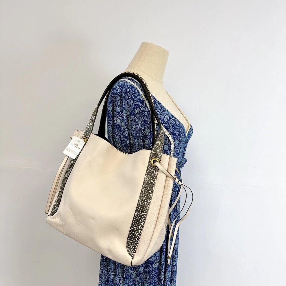 Coach 53355 Harmony Hobo In Colorblock With Snakeskin Detail IN CHALK
